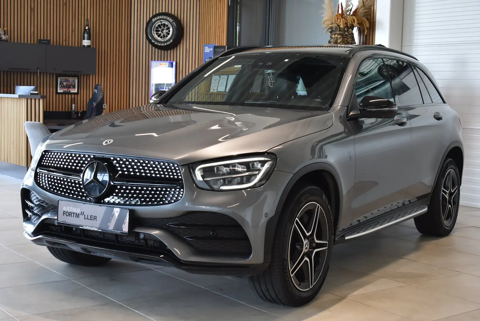 Mercedes-Benz GLC 300 GLC 300 de 4Matic //AMG Sport //Night//Pano Grau - 1