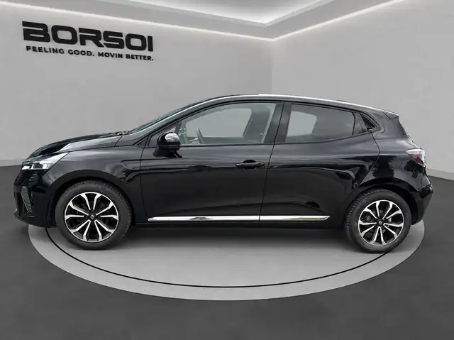 Renault Clio view 2