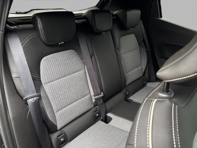 Renault Clio view 14