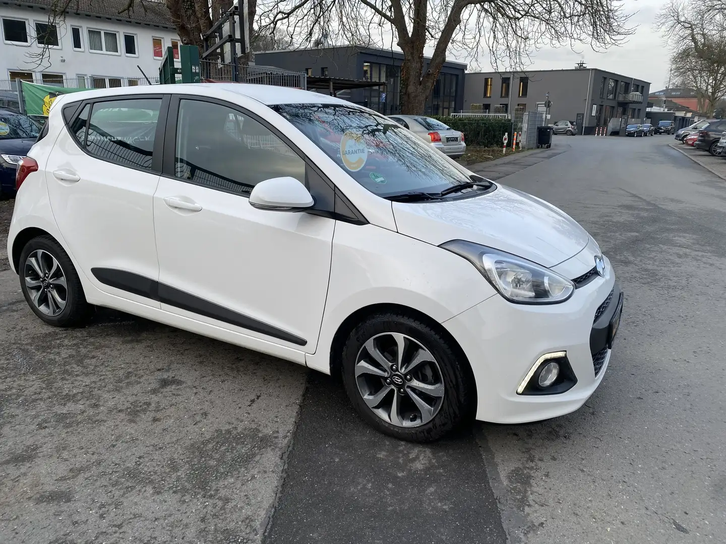 Hyundai i10 FIFA World Cup Edition *Steuerkette NEU* Blanc - 1