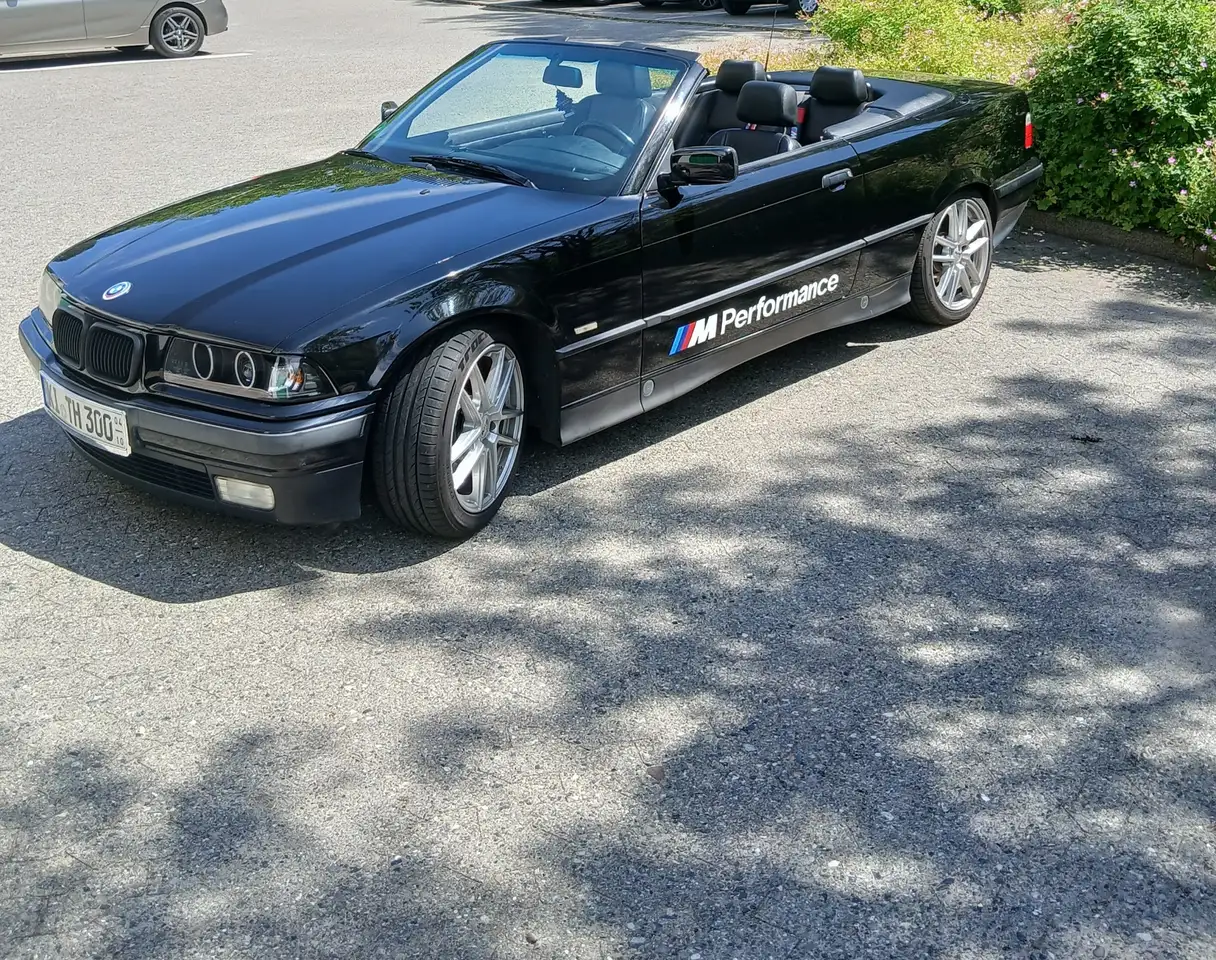 BMW 320i, foto 6