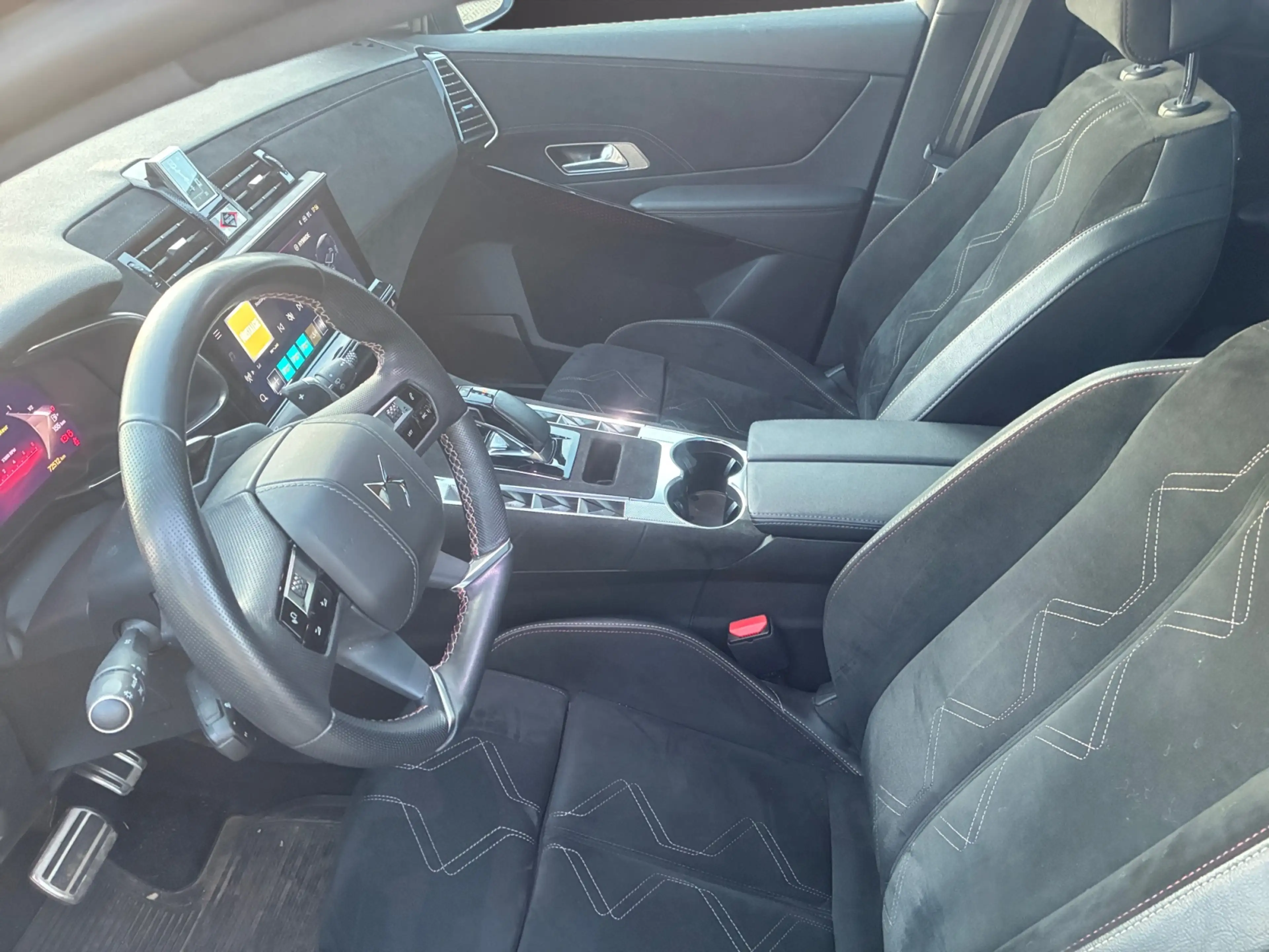 DS Automobiles DS 7 DS 7 PHEV 1.6 E-TENSE 4x4 300 Opera — photo 9