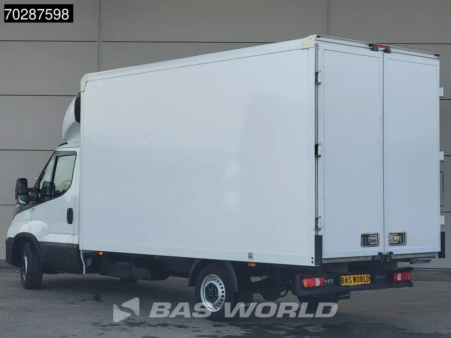 Iveco Daily 35S16 Automaat Bakwagen Achterdeuren 160PK Airco C Wit - 2