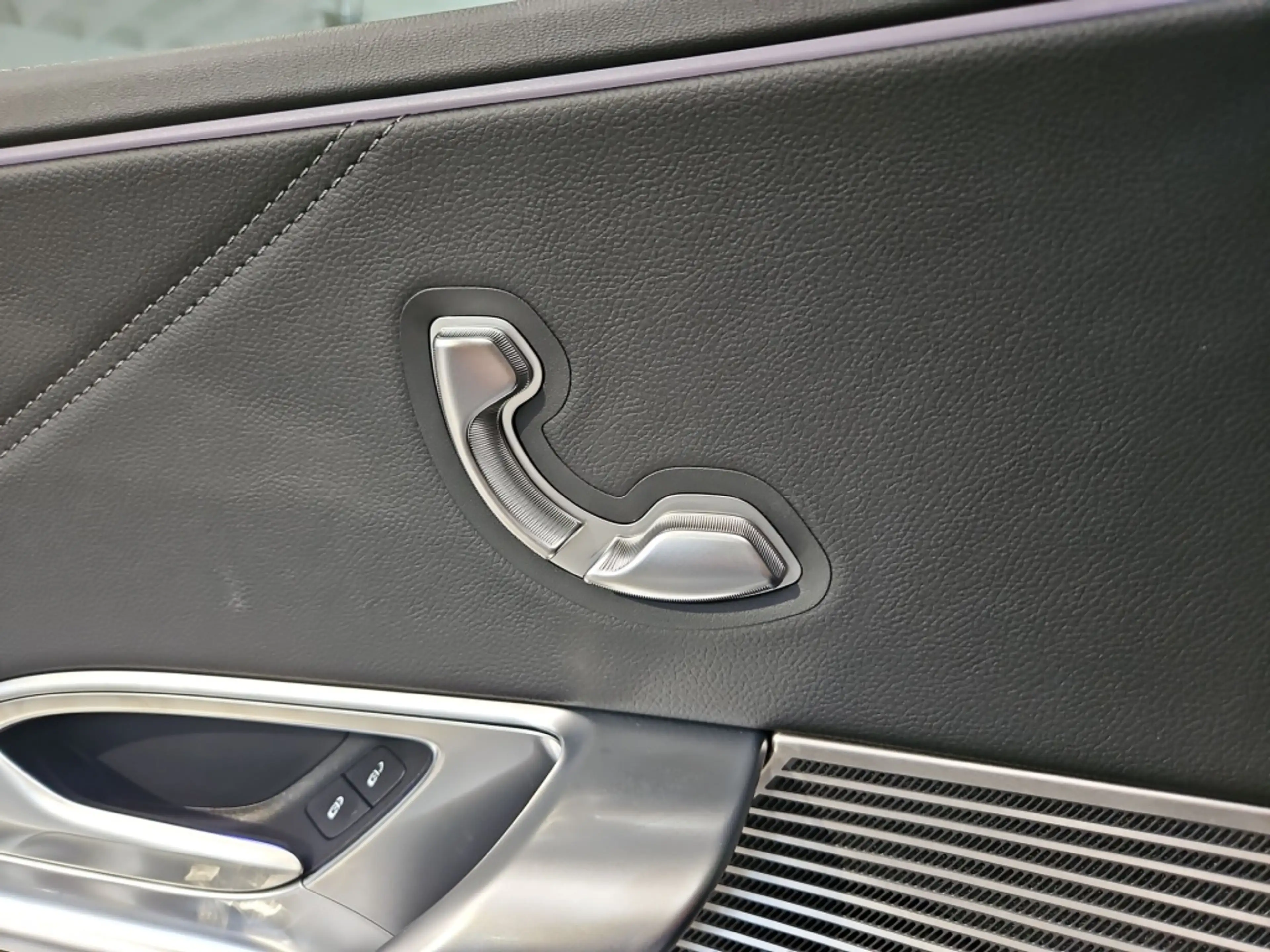 Mercedes-Benz C 400 4MATIC elektrisch AUT Akustikglas Kam. LED — photo 13