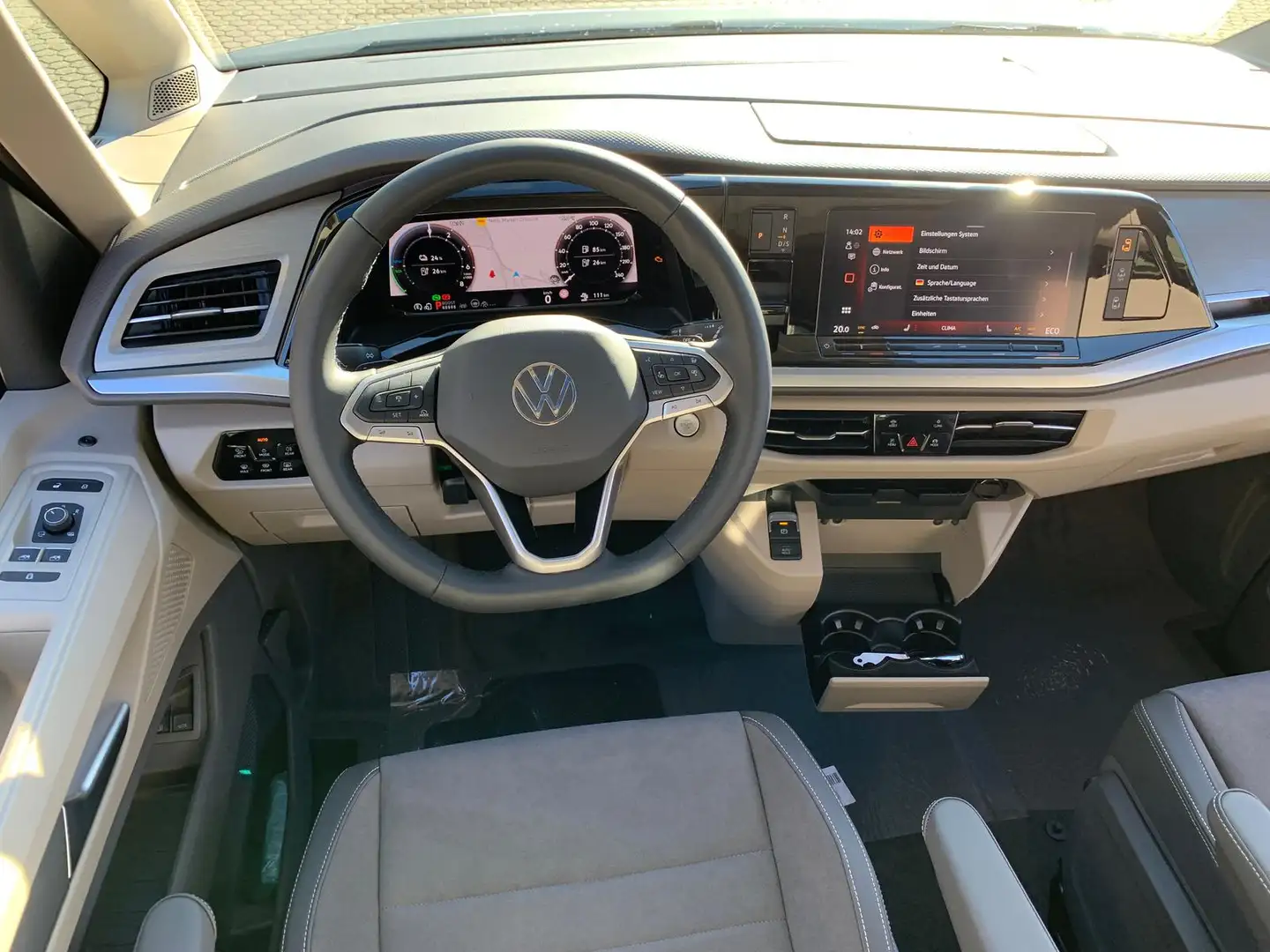 Volkswagen T7 Multivan Edition 4Motion eHybrid Lang LÜ ArtVelours AHK Eas Grau - 2