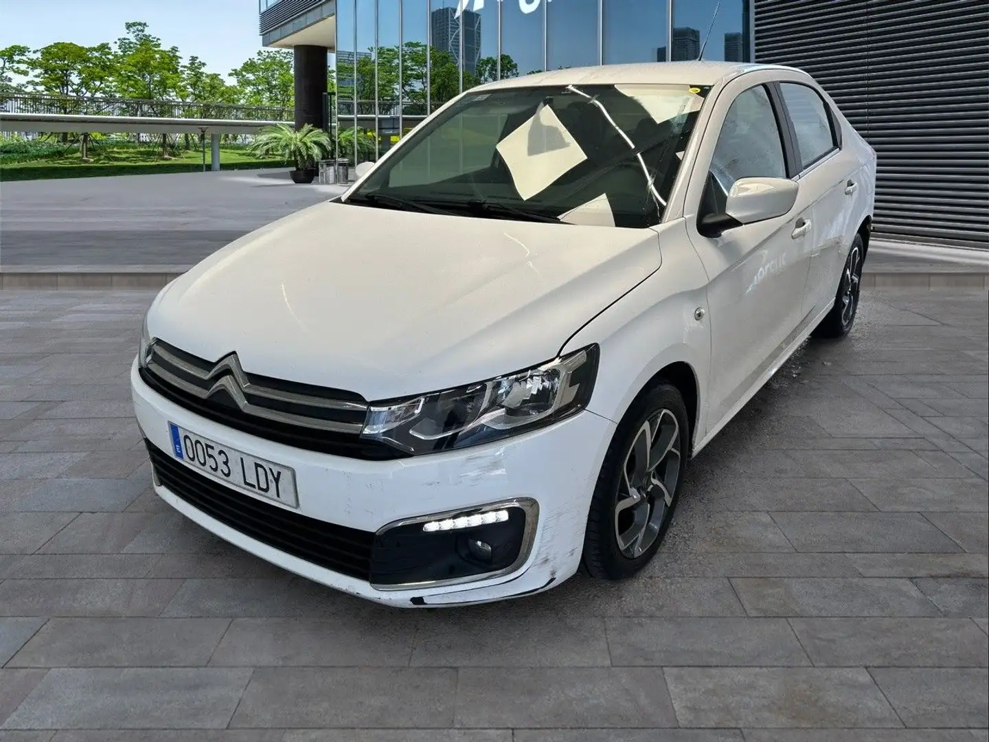 Citroen C-Elysée 1.5BlueHDi S&S Shine 100 Weiß - 1