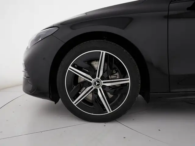 Mercedes-Benz CLA view 27