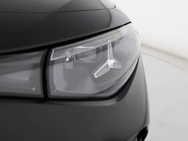 Mercedes-Benz CLA view 26