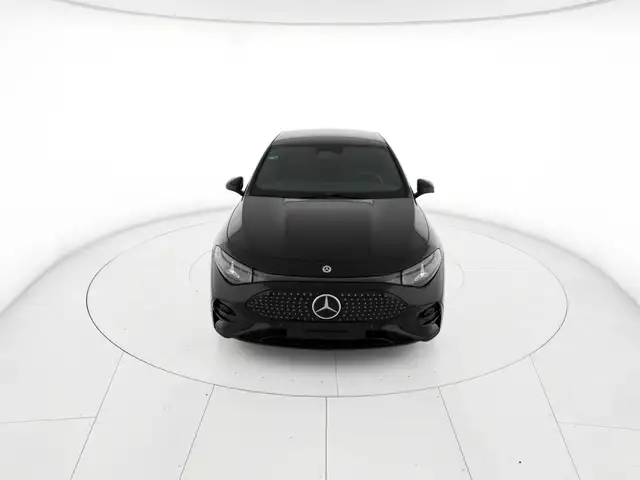 Mercedes-Benz CLA view 5