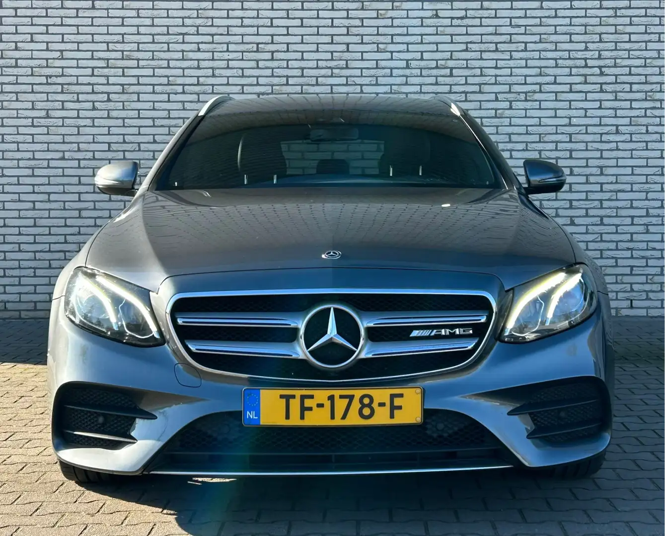 Mercedes-Benz E 220 E d Estate Business Solution AMG Automaat l Widesc Grijs - 2