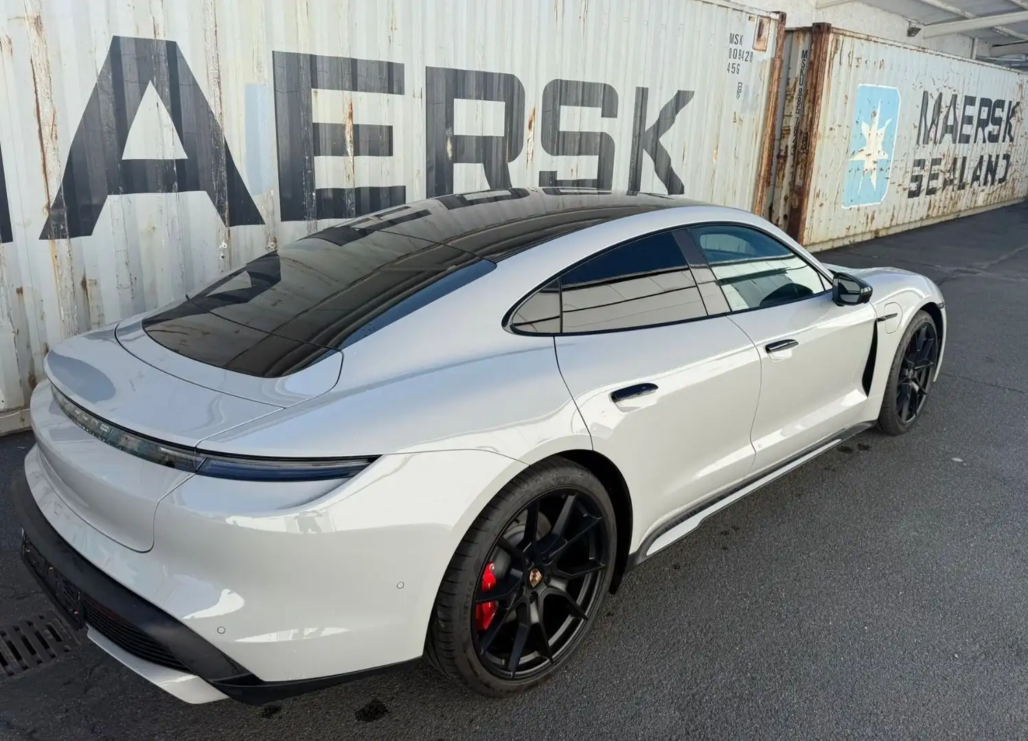 Porsche Taycan 4S Pano Facelift SportDesign RearTV BOSE Grigio - 2