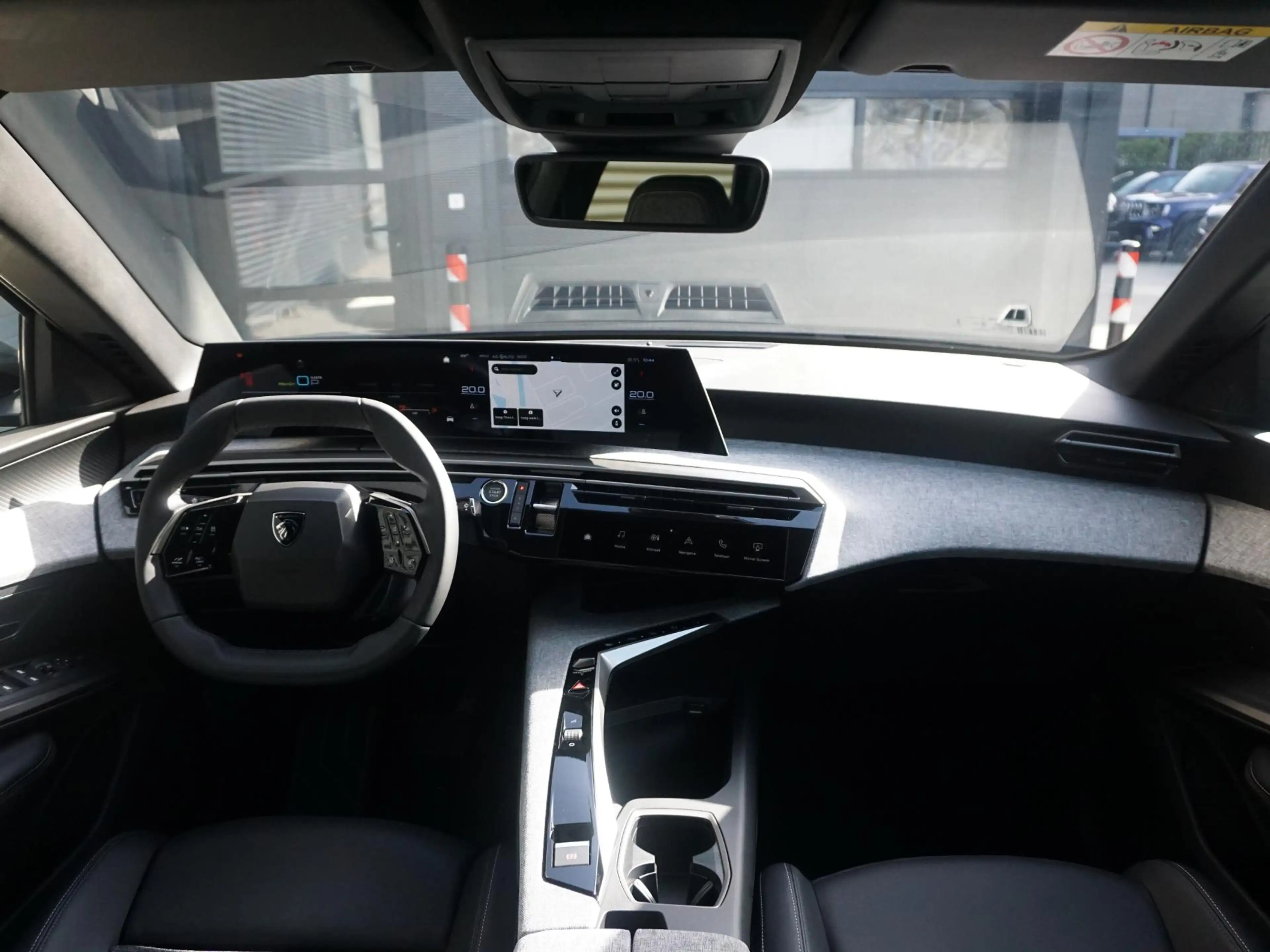 Peugeot 5008 1.6 Plug-in Hybrid 195 Allure 7p Winterpakket — photo 12