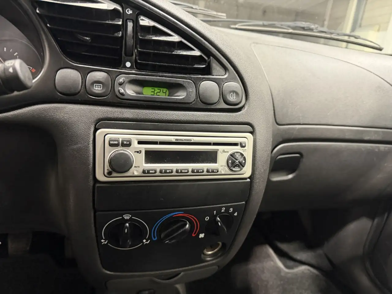 Ford Fiesta 1.3-8V Classic, foto 8