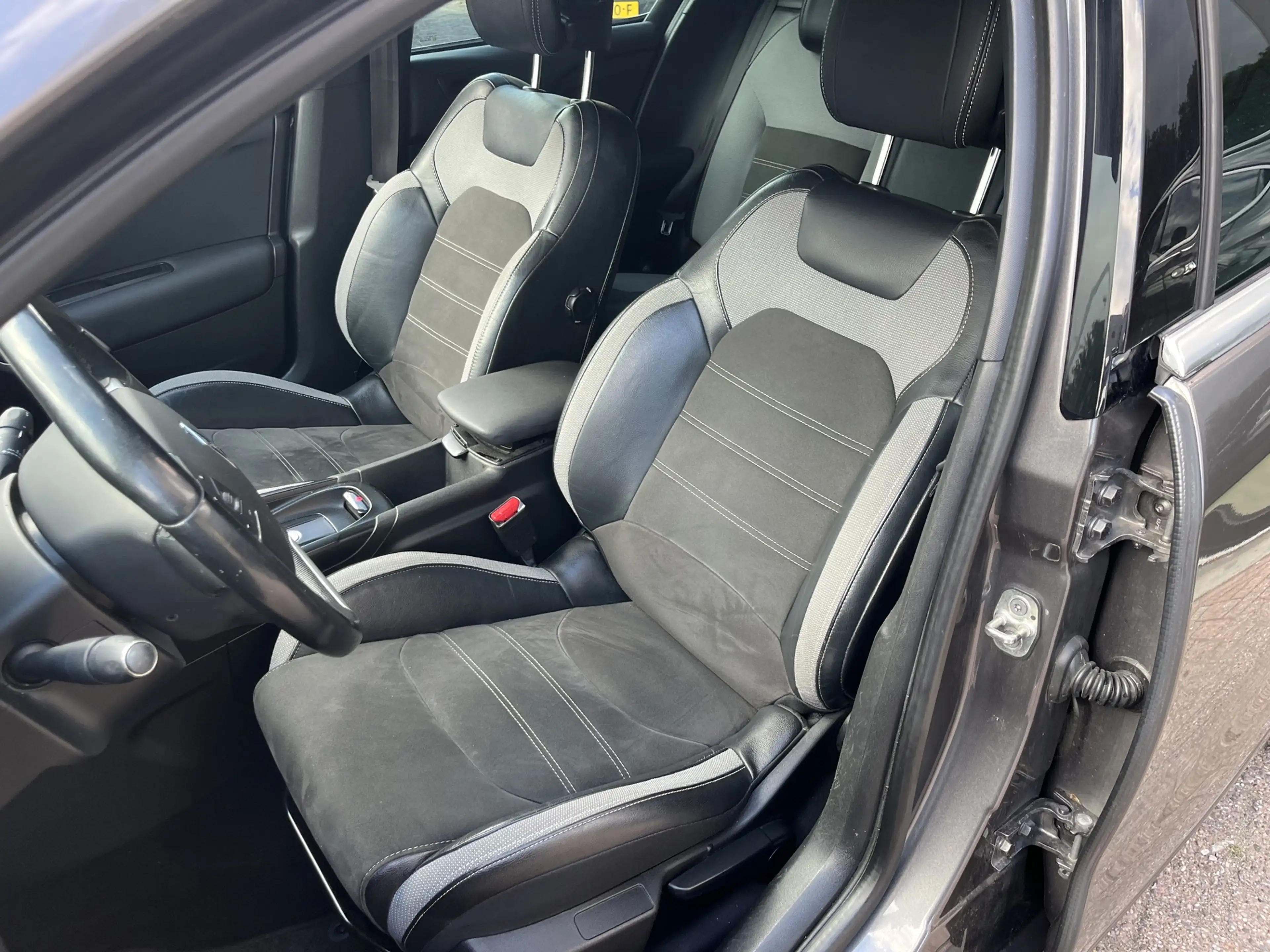 DS Automobiles DS 4 Crossback 1.2 PureTech Chic , Camera, Trekhaak — photo 15