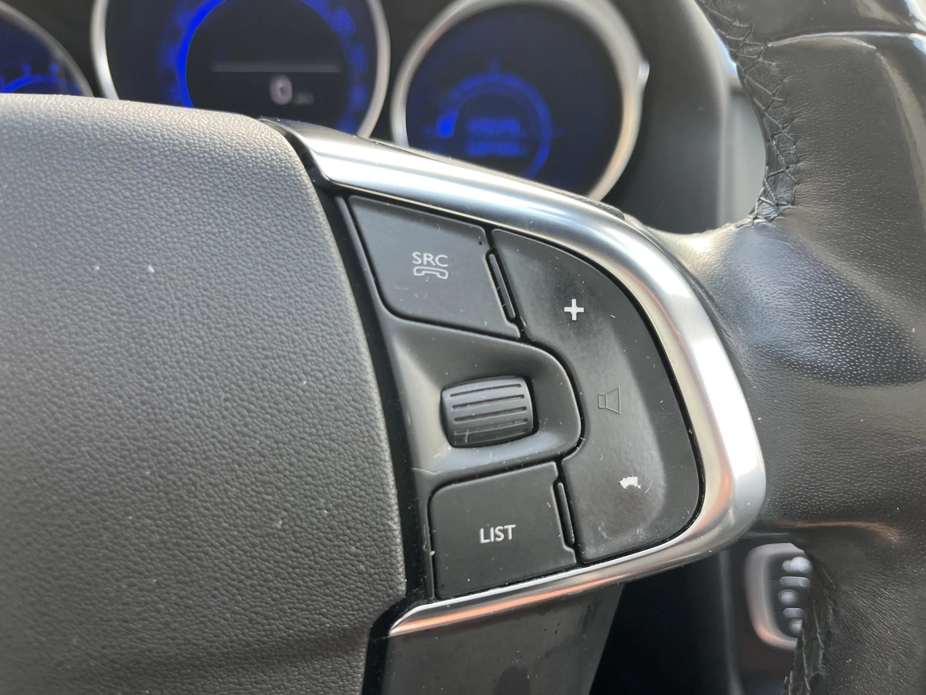 DS Automobiles DS 4 Crossback 1.2 PureTech Chic , Camera, Trekhaak — photo 25