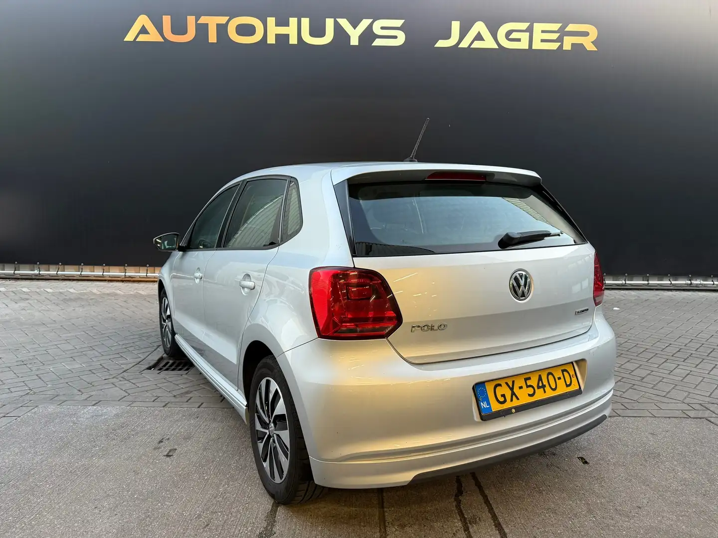 Volkswagen Polo 1.0 BlueMotion Edition Grijs - 2