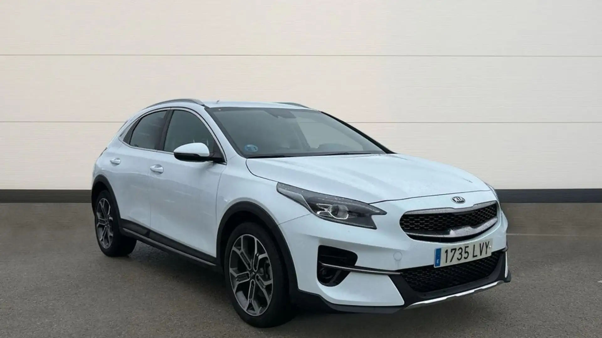 Kia XCeed 1.5 MHEV Tech Blanco - 1