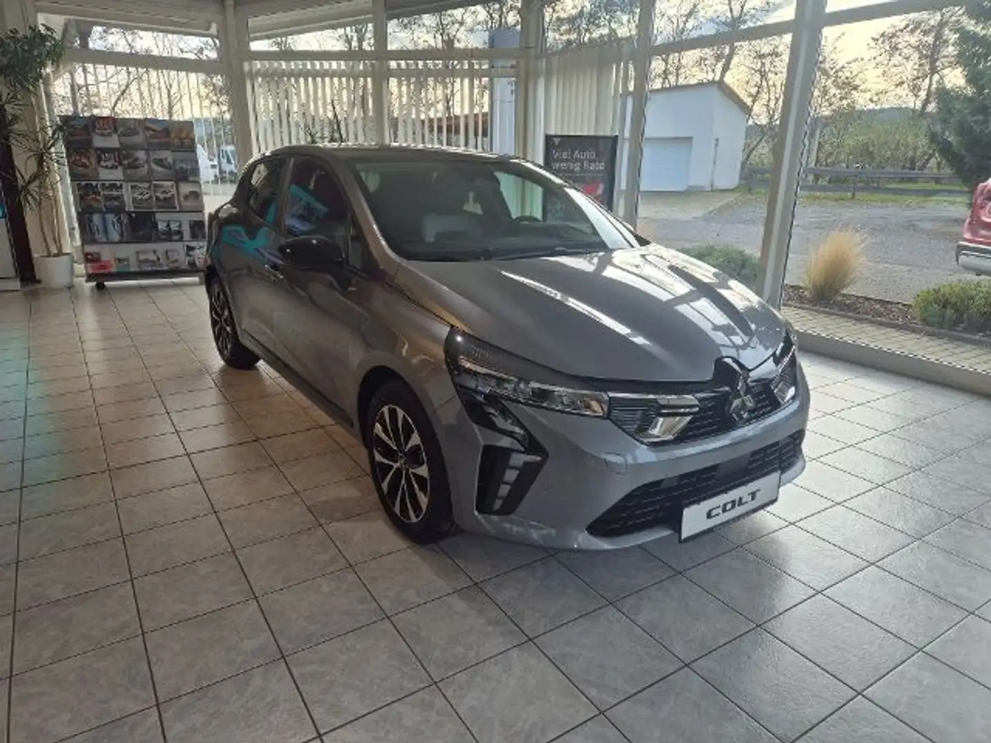 Mitsubishi Colt PLUS 1.0 T-Benziner 6-Gang 5 Jahre Garantie Grau - 2