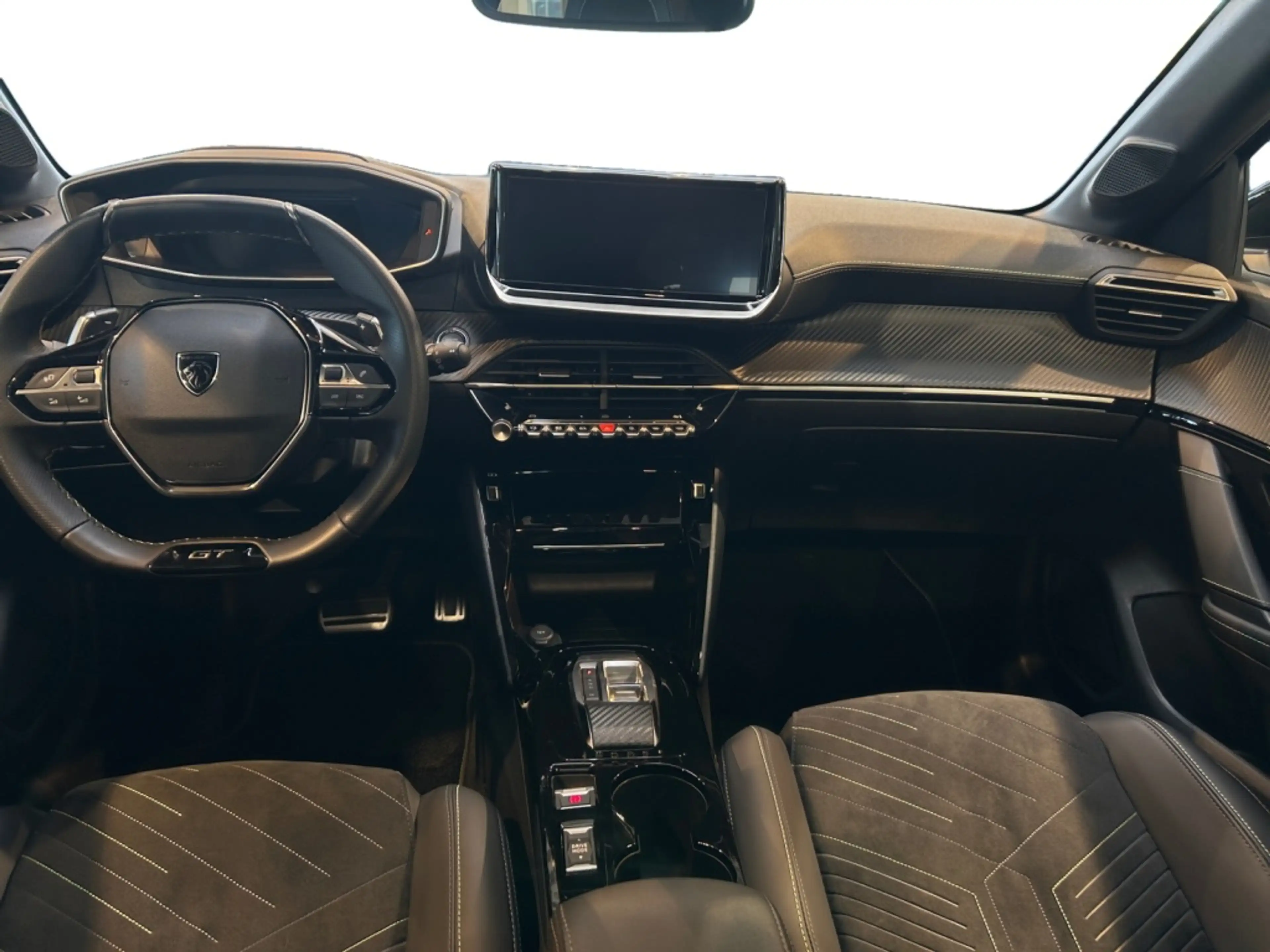 Peugeot 208 1.2 Hybrid 110 GT  Fahrassist+Pano+Cam+LED — photo 11