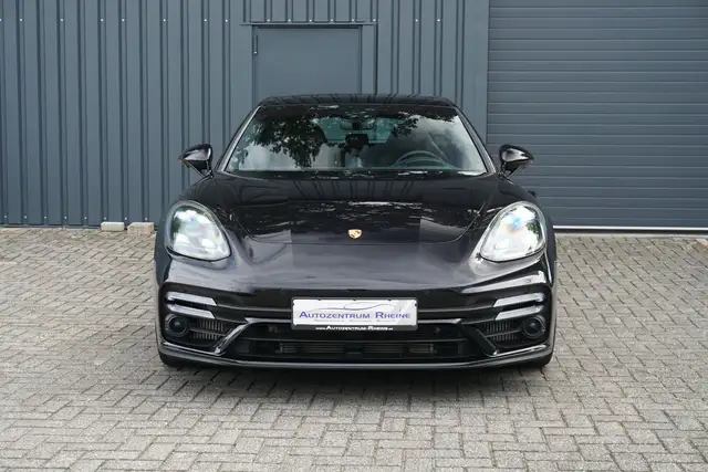 Porsche Panamera view 2