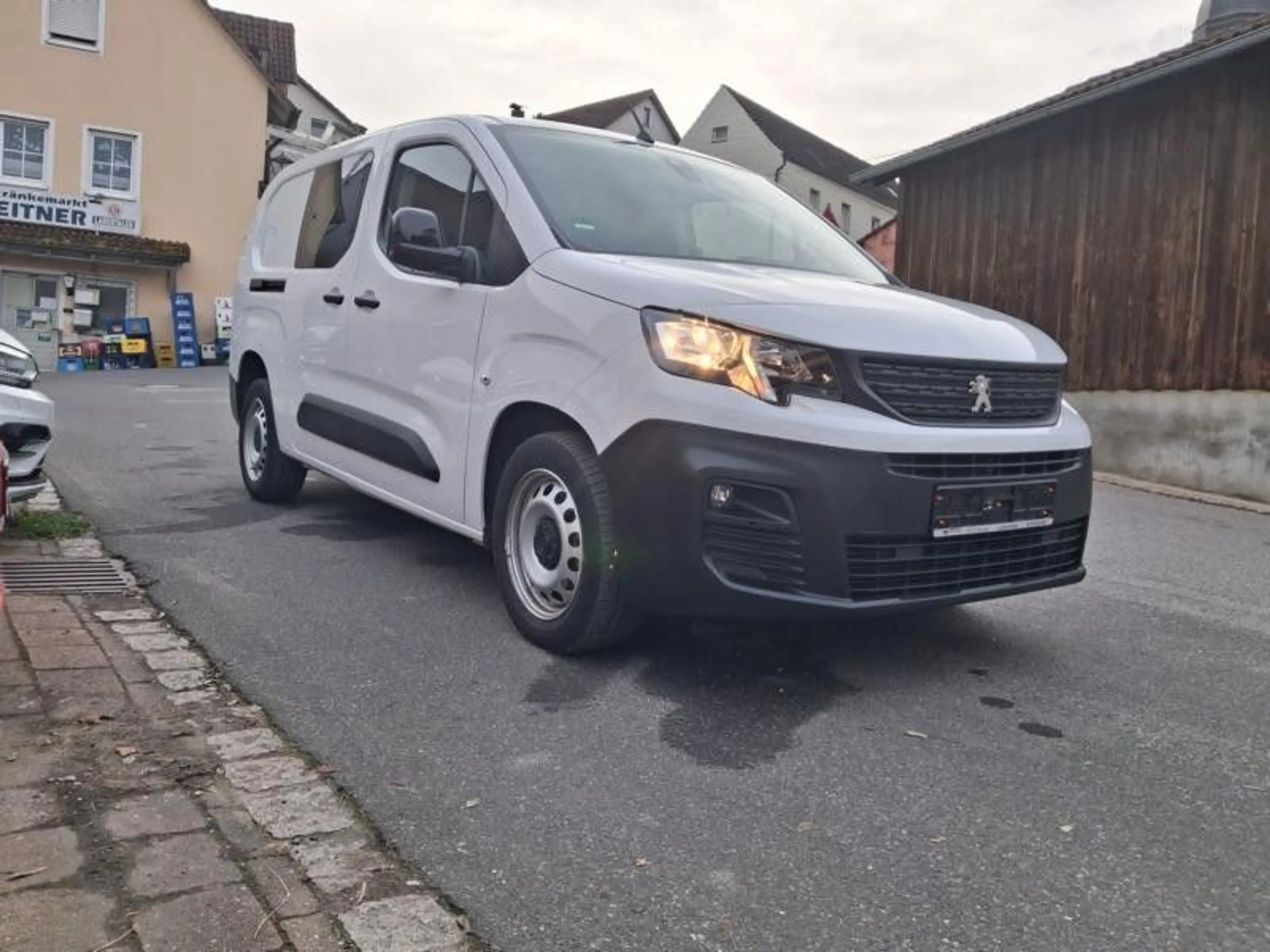 Peugeot Partner Peugeot Partner 1,5 HDI L2 NAVI+KAMERA+KLIMA — photo 3