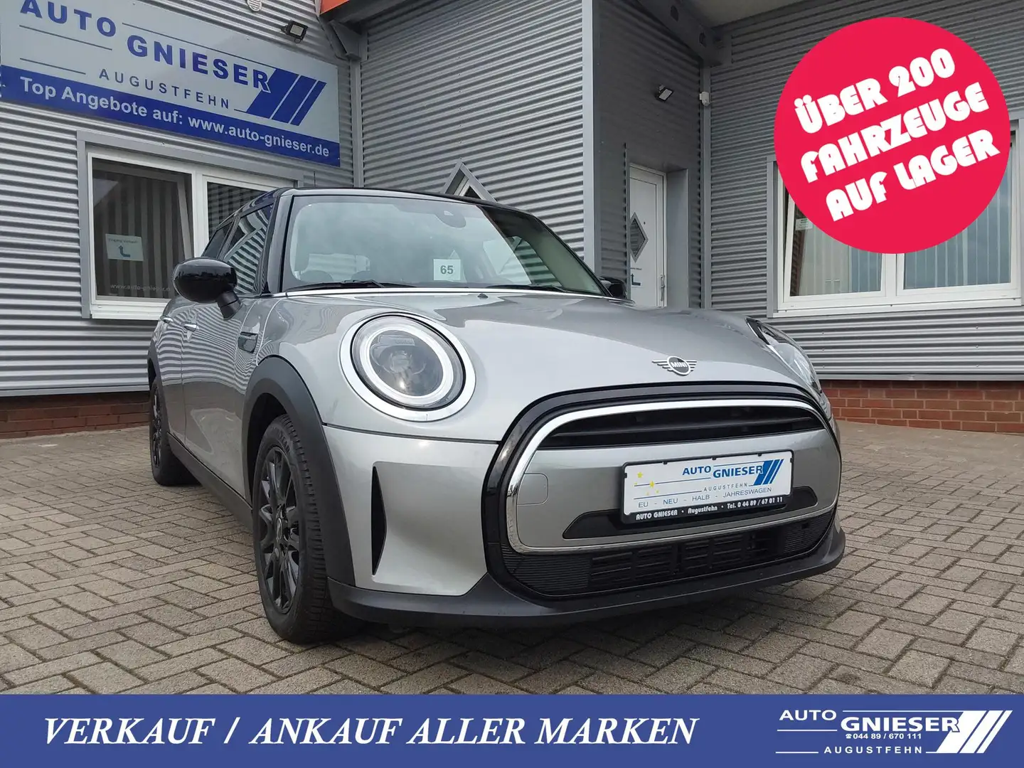 MINI Cooper 1.5 Classic Trim APP/SHZ/LED/PDC/KAM/NAV 100 kW... Zilver - 1