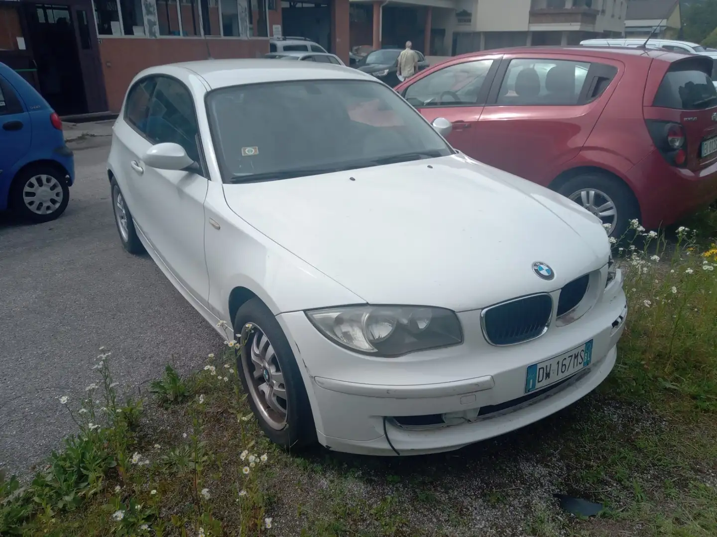 BMW 118 118d 3p 2.0 Attiva 143cv dpf - 1