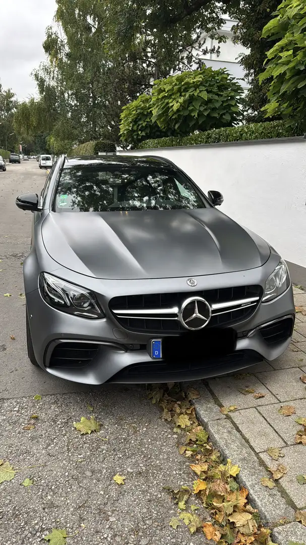 Mercedes-Benz E 63 AMG E 63 S AMG 4Matic (213.289) Gris - 1