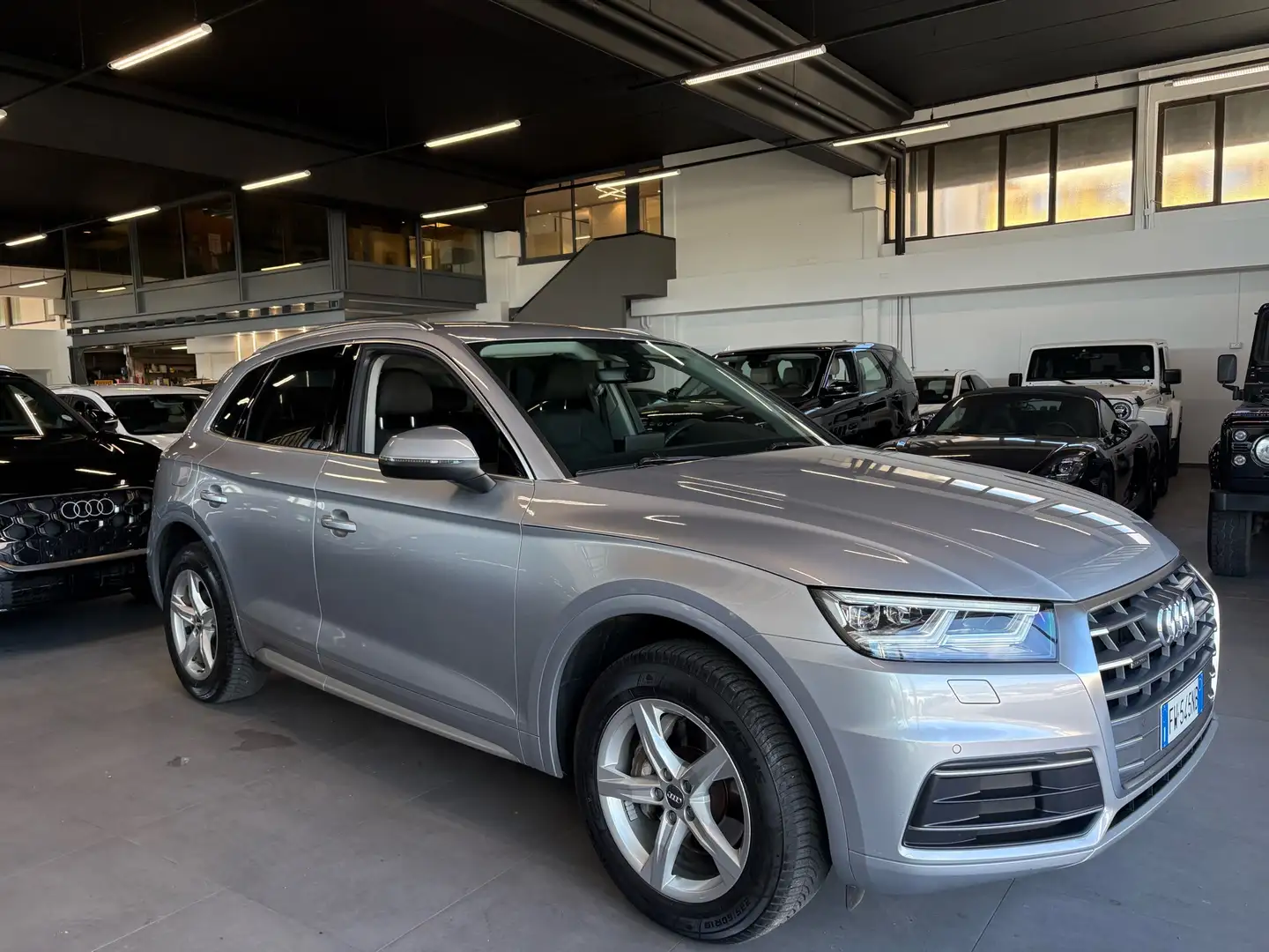 Audi Q5 2.0 tdi Business Sport quattro 163cv s-tronic Argent - 1