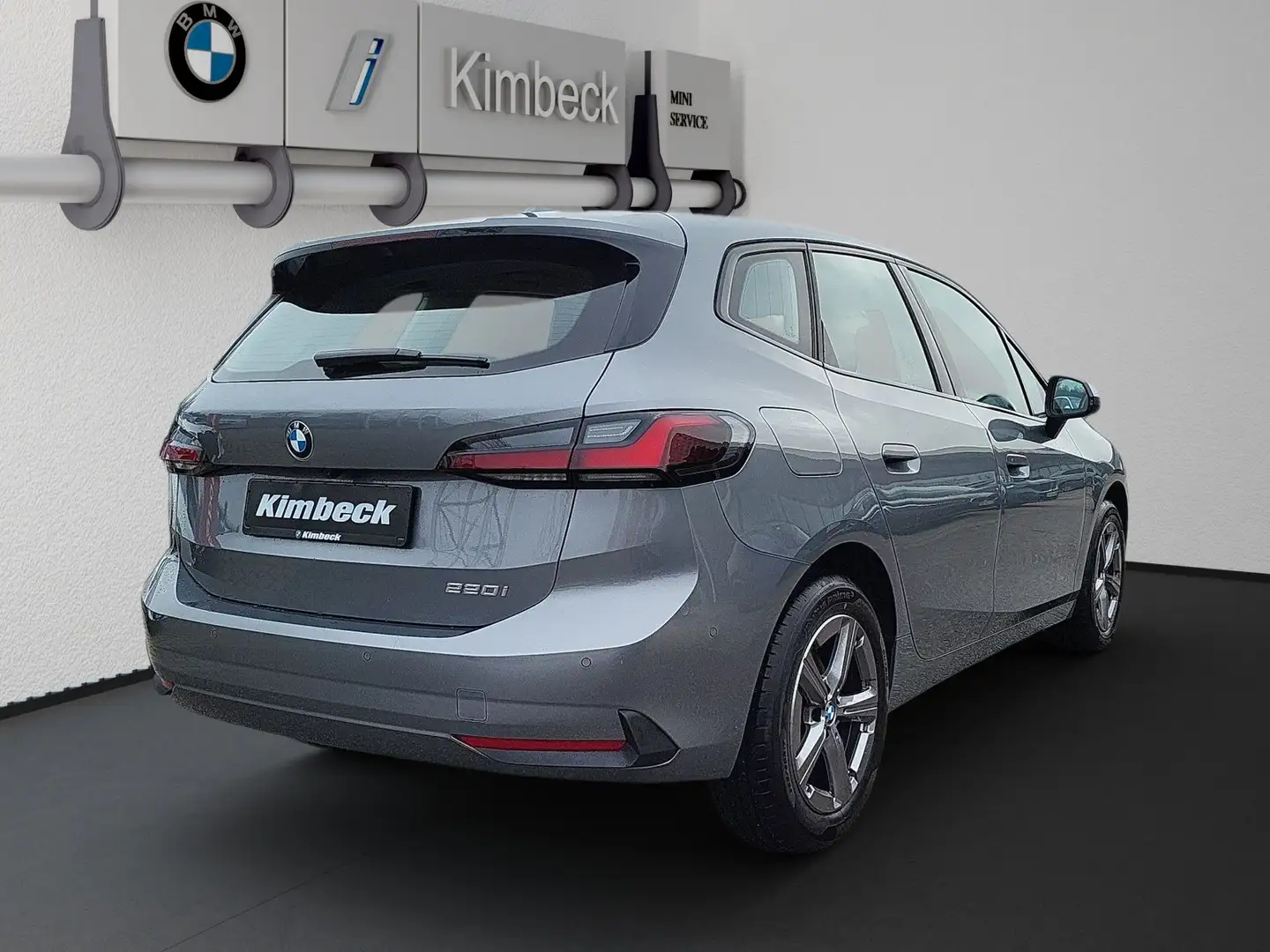 BMW 220 i Active Tourer Grau - 2