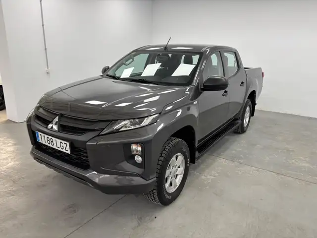 Mitsubishi L200 2.2DI-D C/C M-PRO