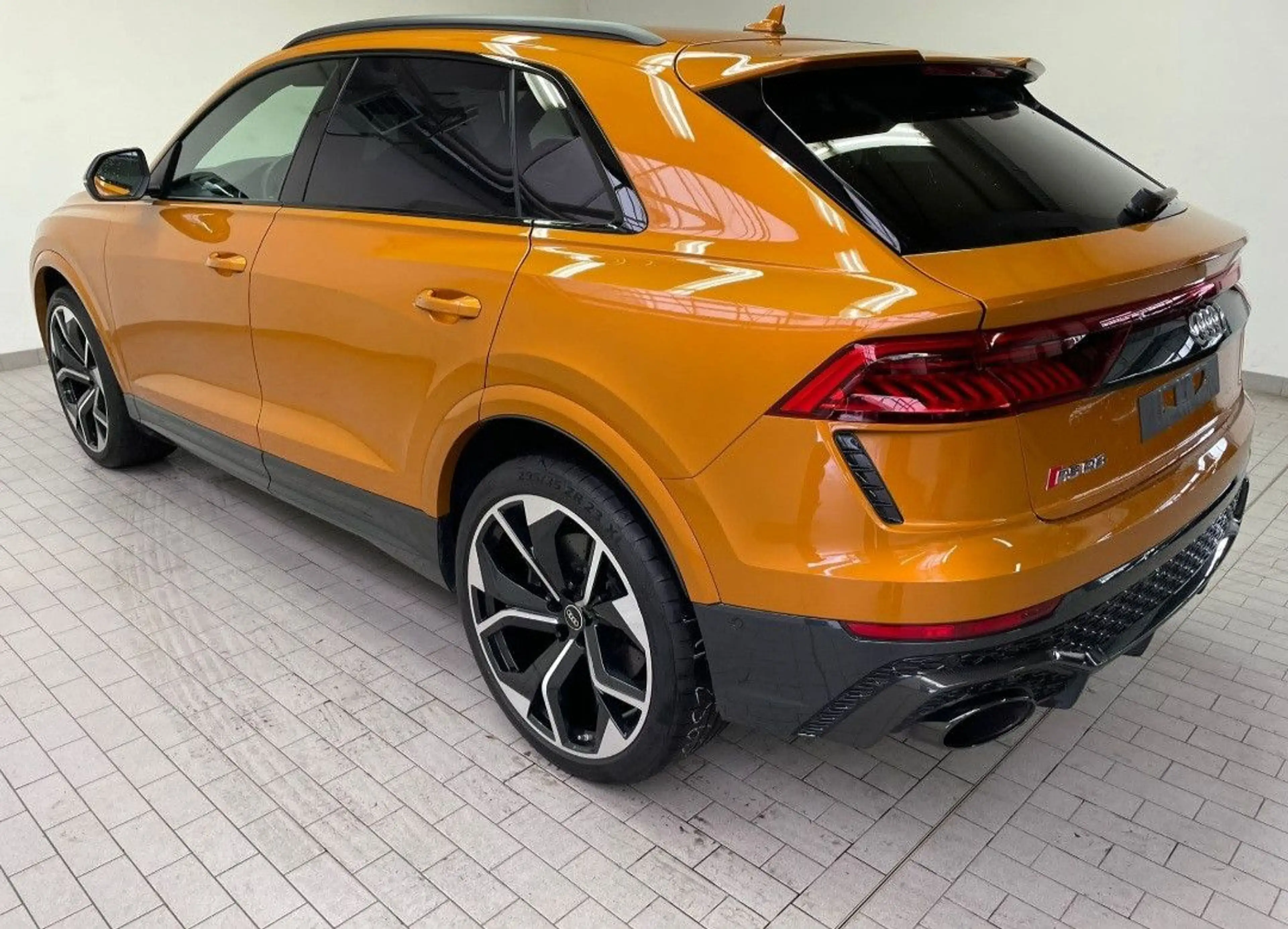 Audi RS Q8 4.0 TFSI KERAMIK-PANO-STANDHZG-CARBON — photo 3
