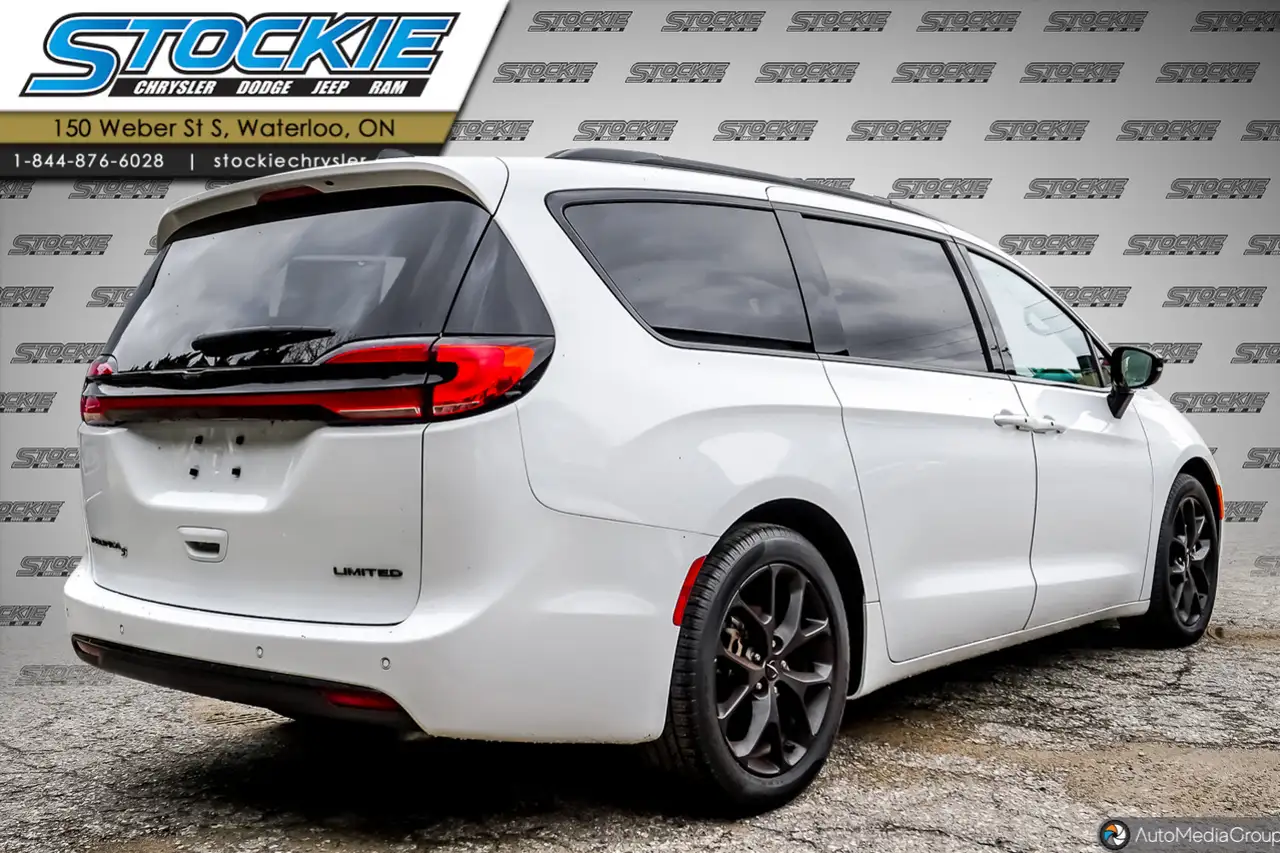 Chrysler Pacifica снимка Chrysler Pacifica