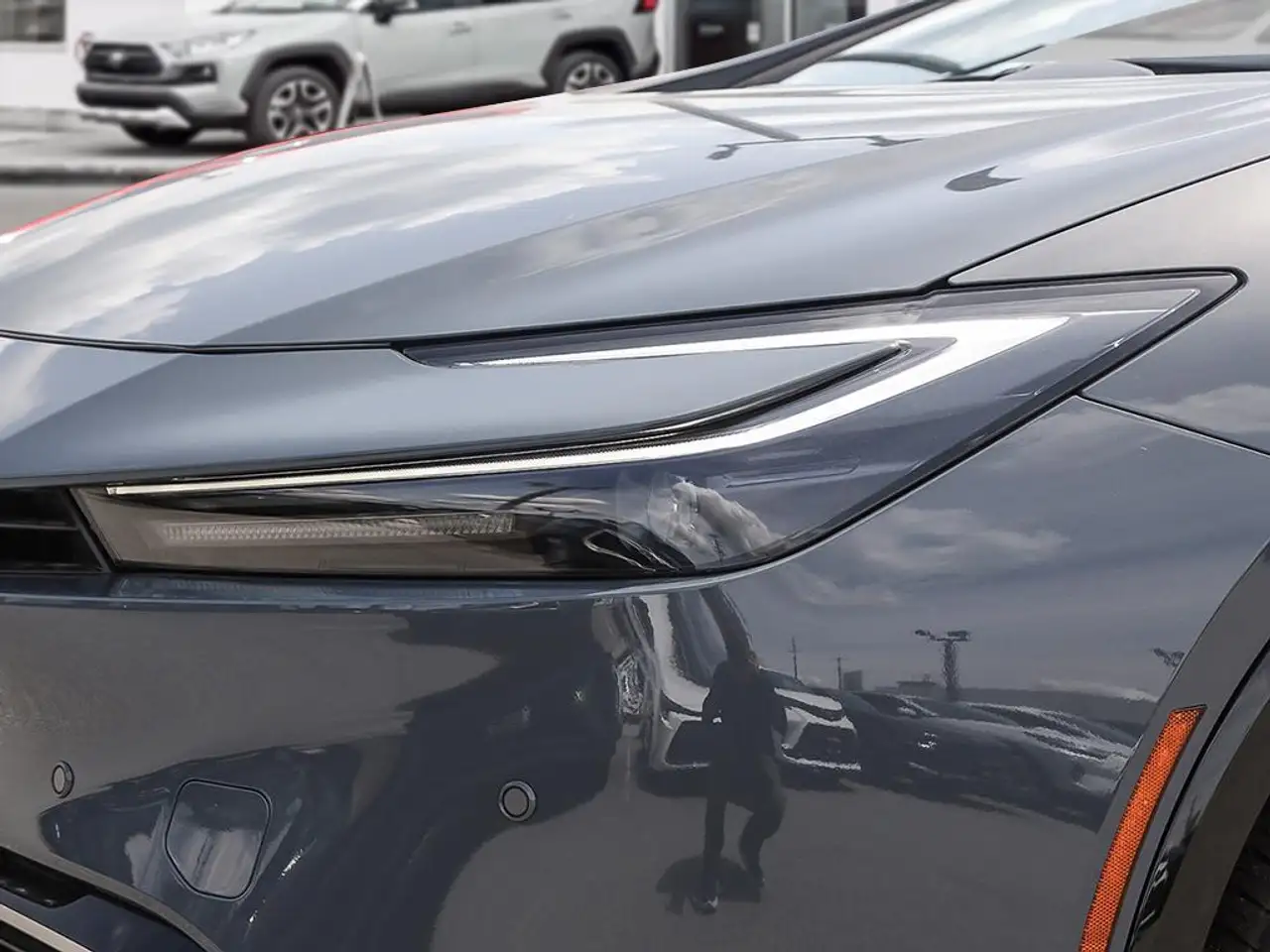 Toyota Prius снимка Toyota Prius