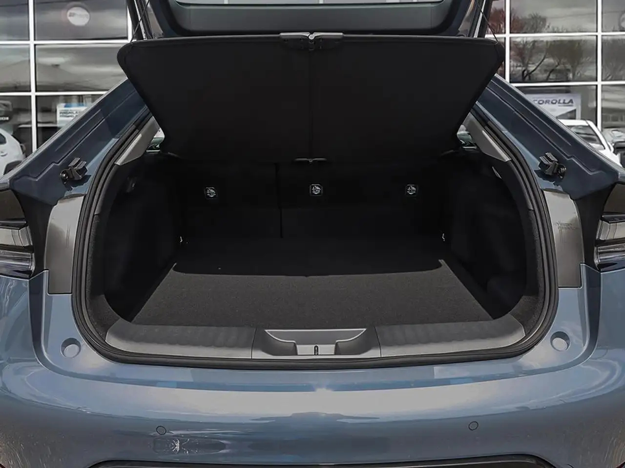 Toyota Prius снимка Toyota Prius