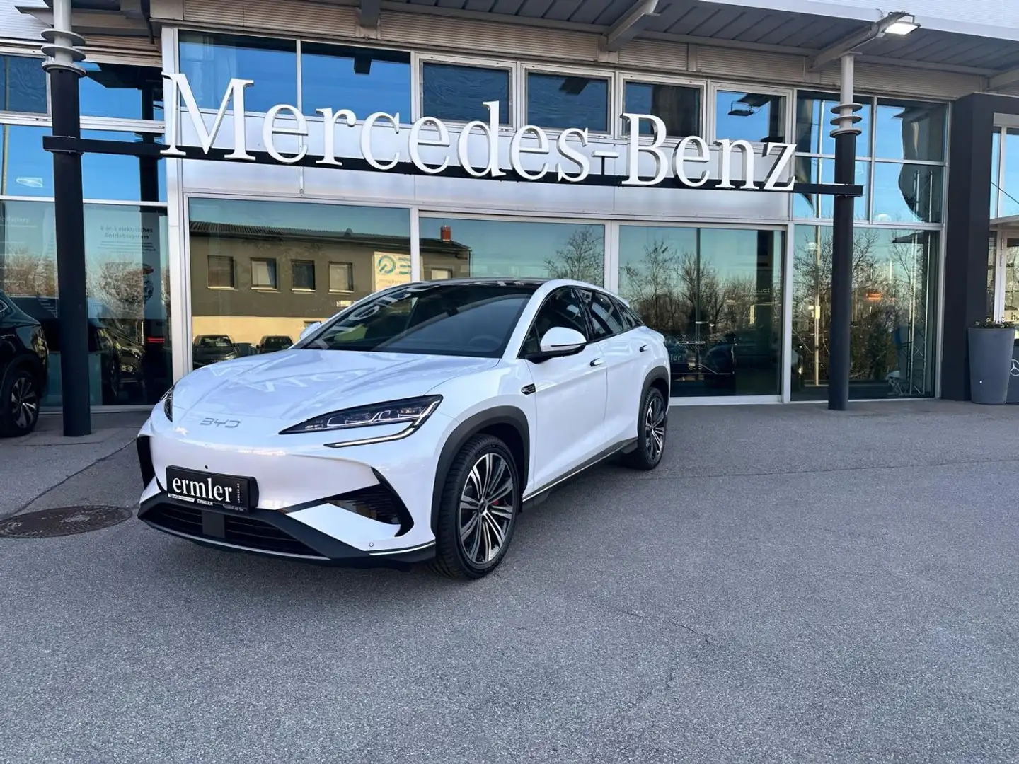 BYD Sealion 7 Excellence AWD Neuwagen AKTION lagernd Weiß - 2