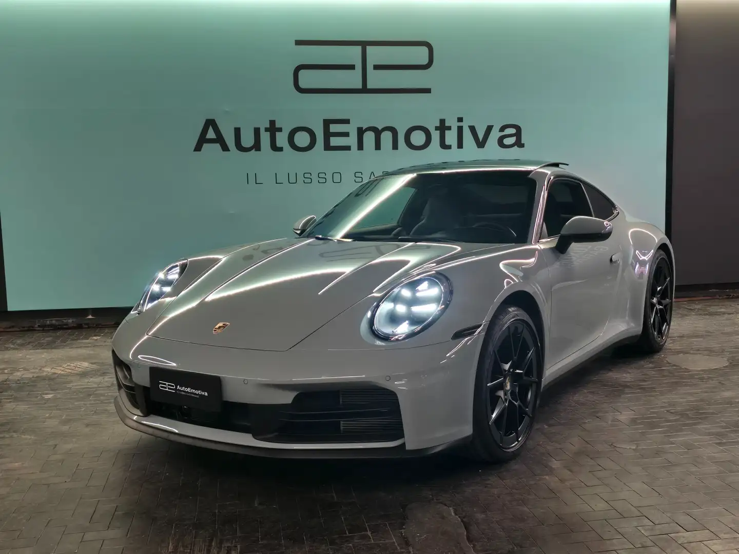 Porsche 992 SUBENTRO LEASING ANTICIPO 40.000+46 RATE 1.630 eur Bleu - 1