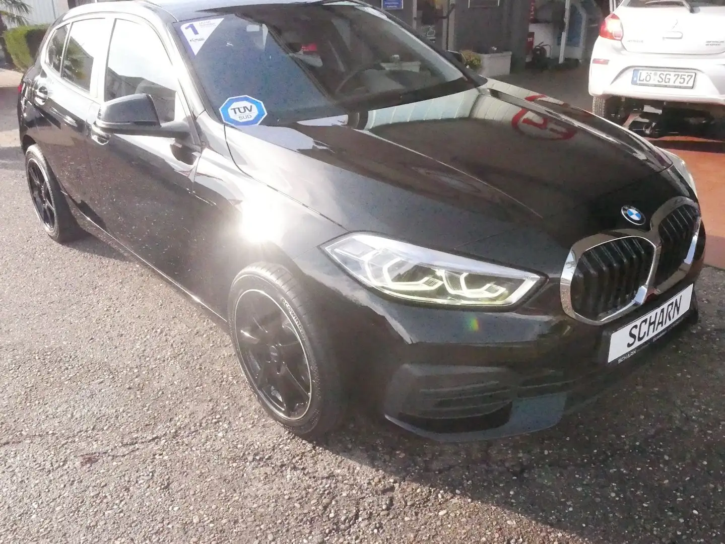 BMW 116 . 1 Hand,Lim. 7-Gang-Aumatic.Navi,Gara.1-H.! Schwarz - 2