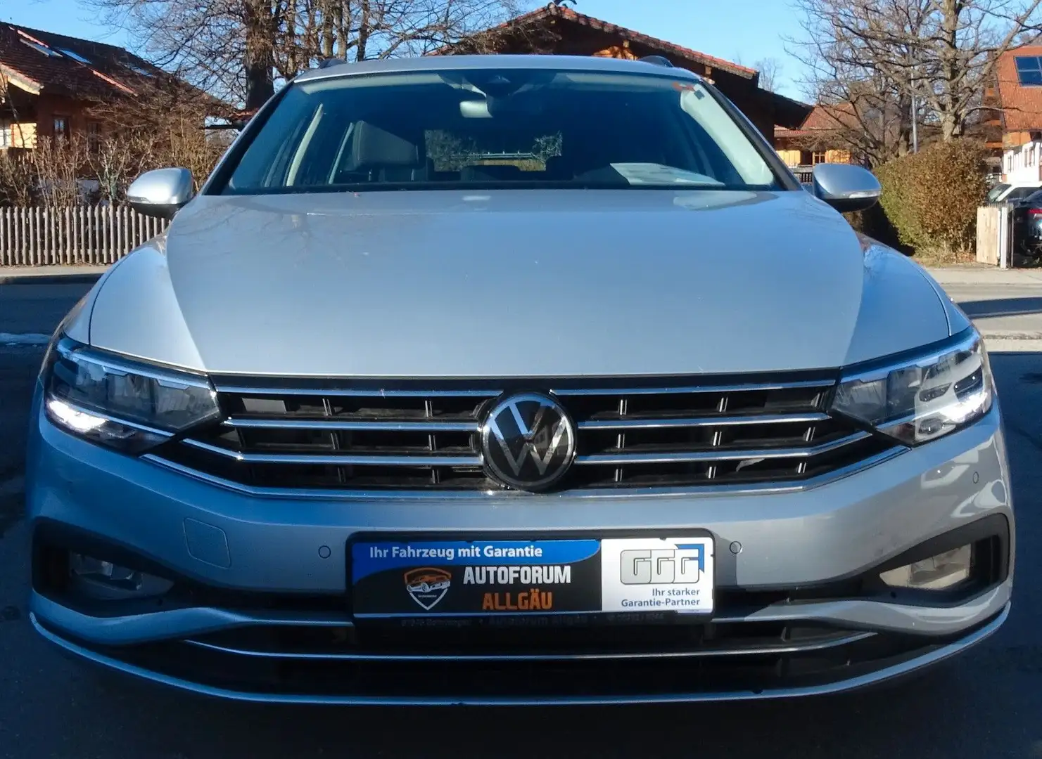 Volkswagen Passat Variant Business 4Motion Gelb - 2