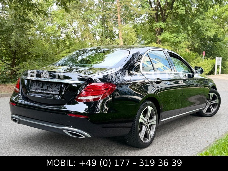 Mercedes-Benz E 350 d*Limousine*NAVI*XENON*LEDER*HUD* — photo 6