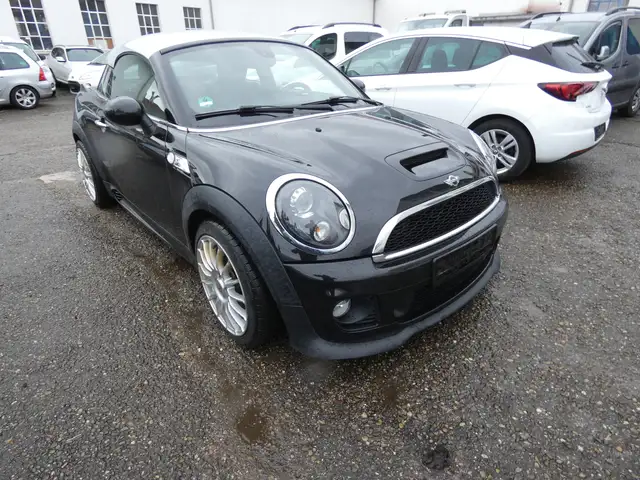 MINI Cooper S Coupe John Cooper Works Paket