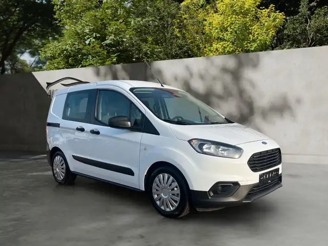 Ford Transit Courier /5 Sitzer/2x Schiebetür/Klima