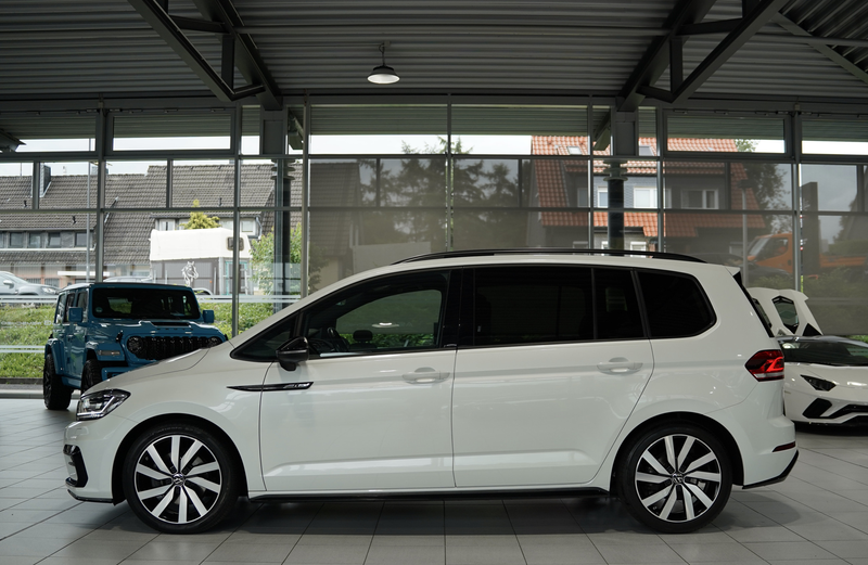 Volkswagen Touran R Line *ACC *Pano *Standhzg *AHK *Kamera — photo 11