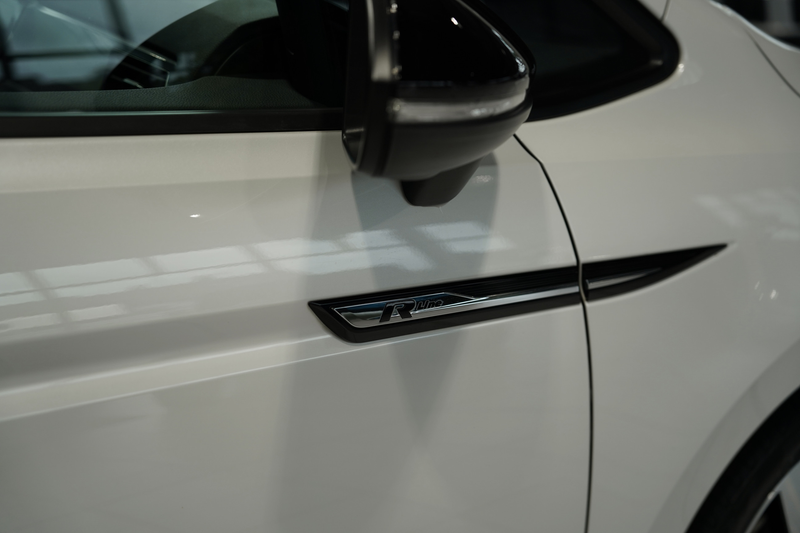 Volkswagen Touran R Line *ACC *Pano *Standhzg *AHK *Kamera — photo 12