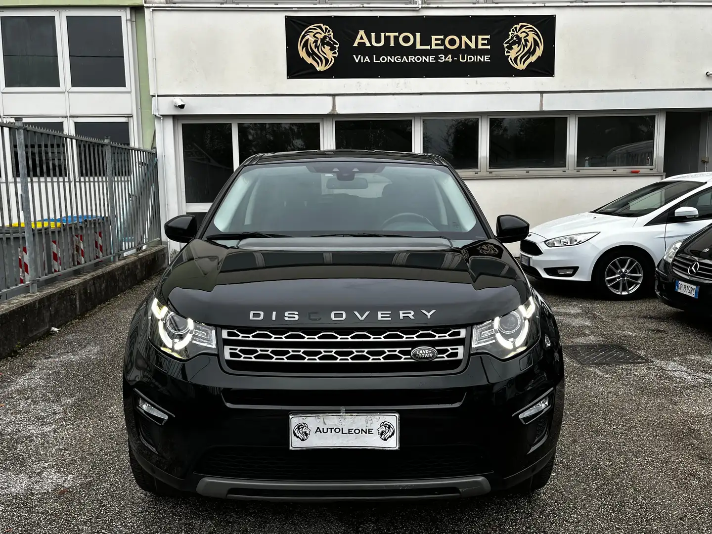 Land Rover Discovery Sport 2.0 td4 HSE 150cv “Tagliandi ufficiali Land Rove Nero - 2