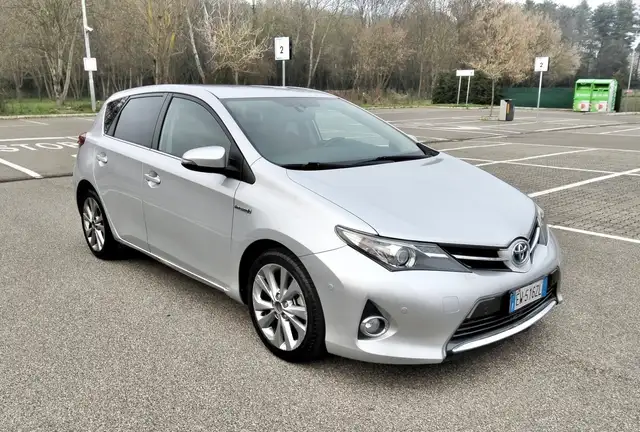 Toyota Auris Auris 1.8 Hybrid 99Cv*Automatic*Navi*Sensori*