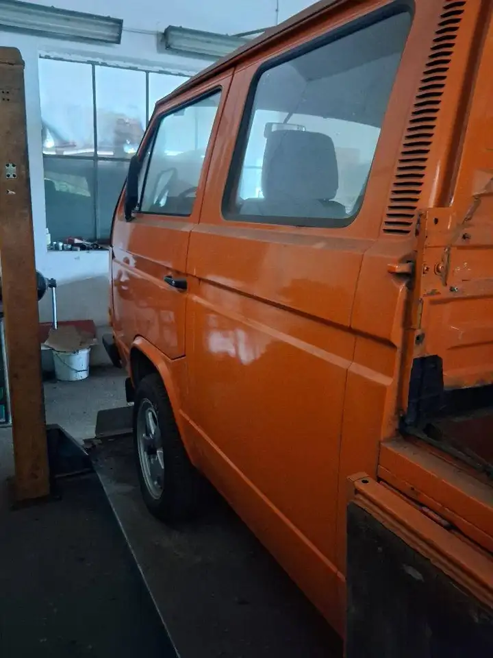 Volkswagen T3/MULTIVAN/CARAVELLE Transporter 245 OB1/W DOKKA 06, foto 2