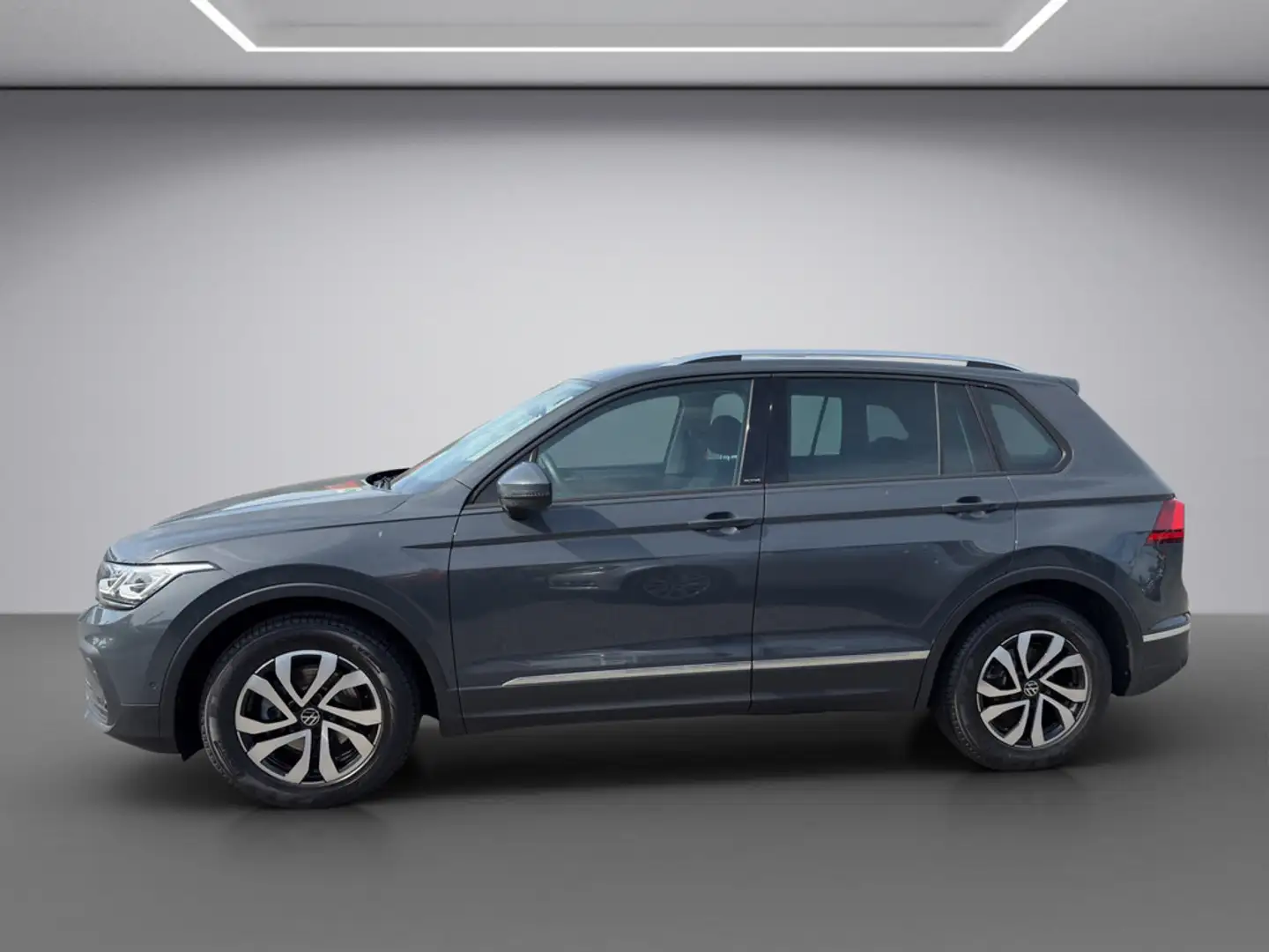Volkswagen Tiguan 1.5TSI DSG Active Grigio - 2