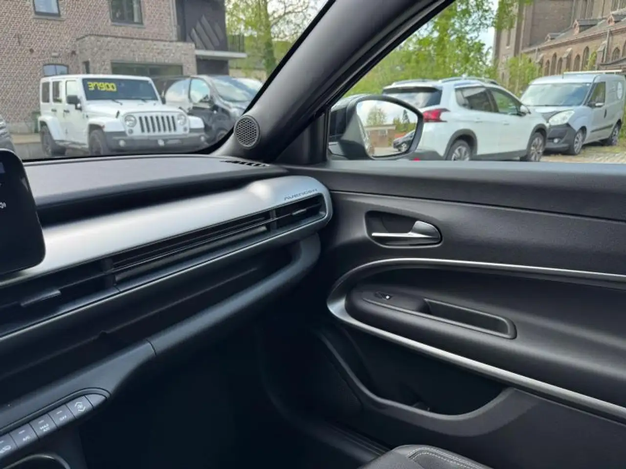 Jeep Avenger FREEDOM 23