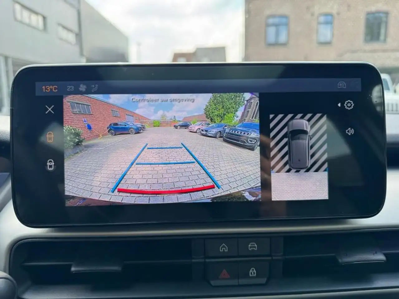 Jeep Avenger FREEDOM 12